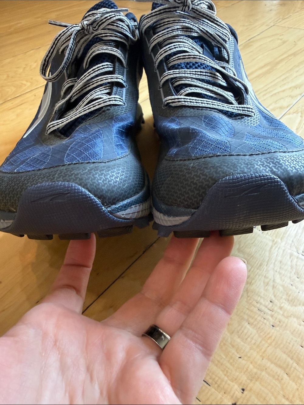 Altra superior 3.0 Trail Running Shoe - Picture 5 of 8